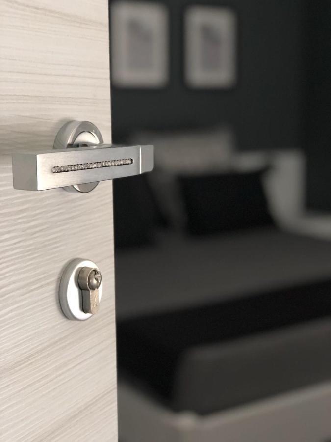B&B Luxury Apartments Pulsano Zewnętrze zdjęcie